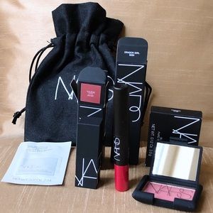 NARS LUXURY MAKEUP & GIFT BAG